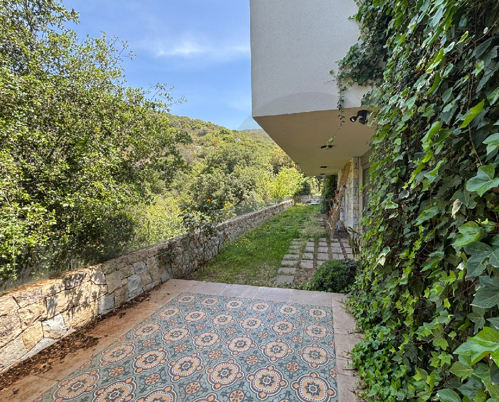 Mountain view, Garden , Batroun, Rawaby — الصورة 2