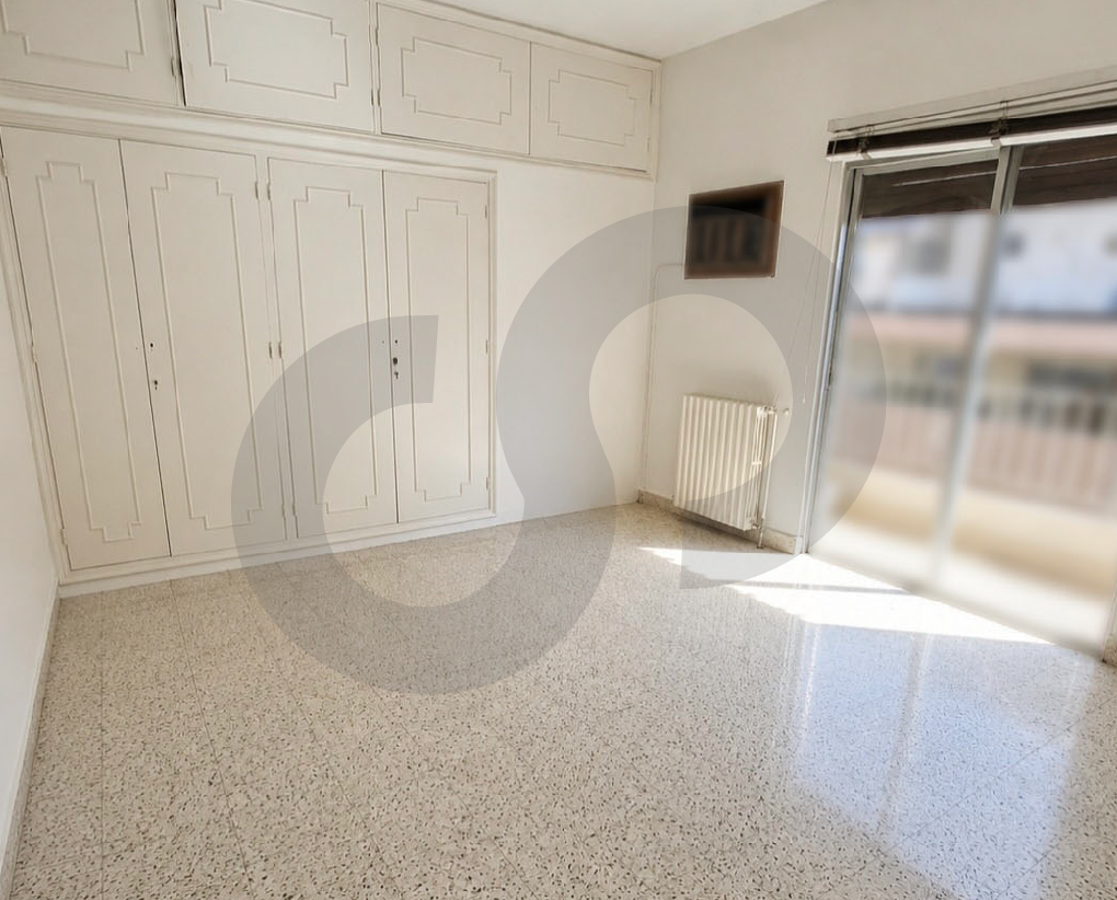 Office for Sale/Prime Location/Needs Renovation/Beirut/Achrafieh — photo 2