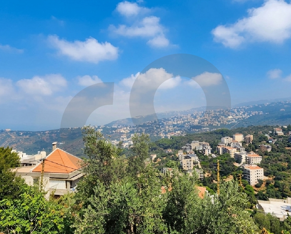 Exclusive/hot deal/detached house/Metn/Qornet El Hamra — الصورة 2
