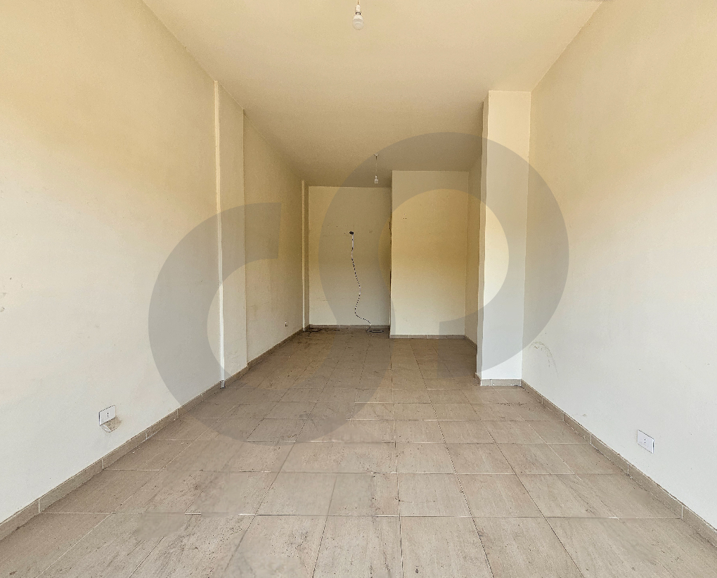 Shop for sale/Directly on the highway/Zgharta/Mejdlaya — الصورة 2