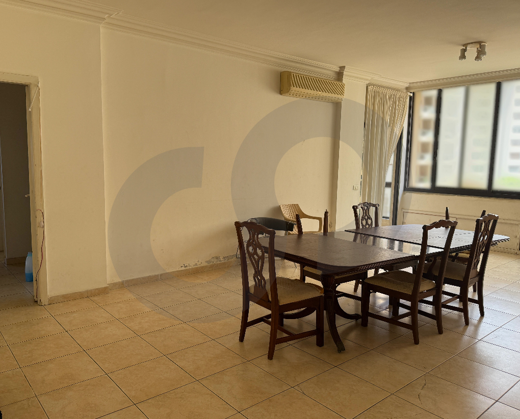Bright apartment/Natural sunlight/Fresh sea breeze/Beirut/Rawche — الصورة 2
