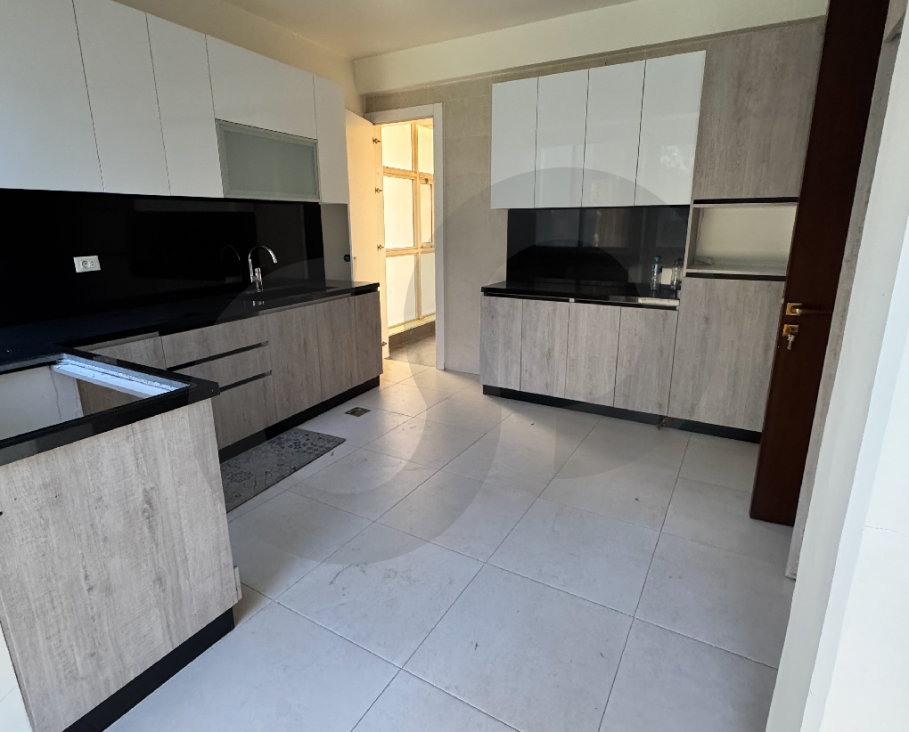 MODERN APARTMENT/Quiet Street/Beirut/Ras Al Nabaa — الصورة 2