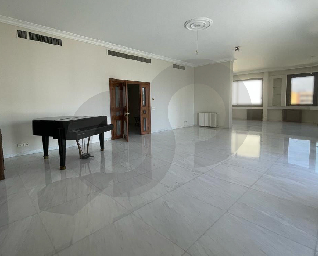 Prime Location/Open View/Spacious and elegant/Beirut/Achrafieh — photo 2