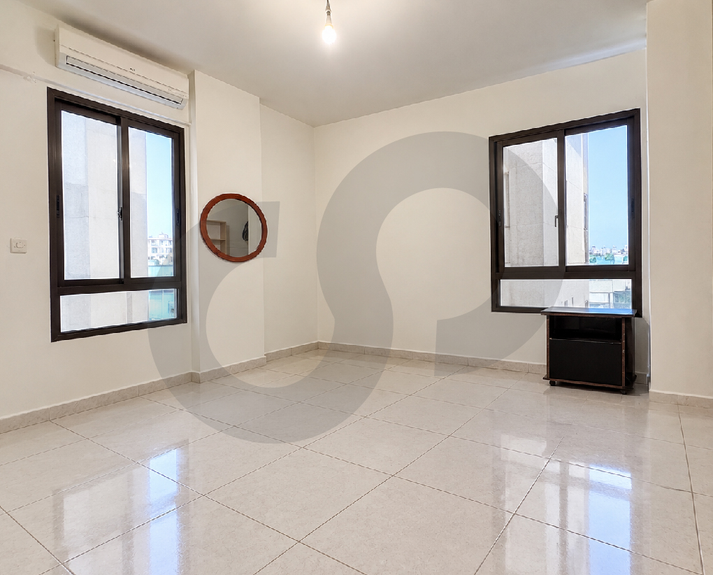 Office for sale/Fully Equipped/Prime Location/Commercial center/Metn/Antelias — الصورة 2