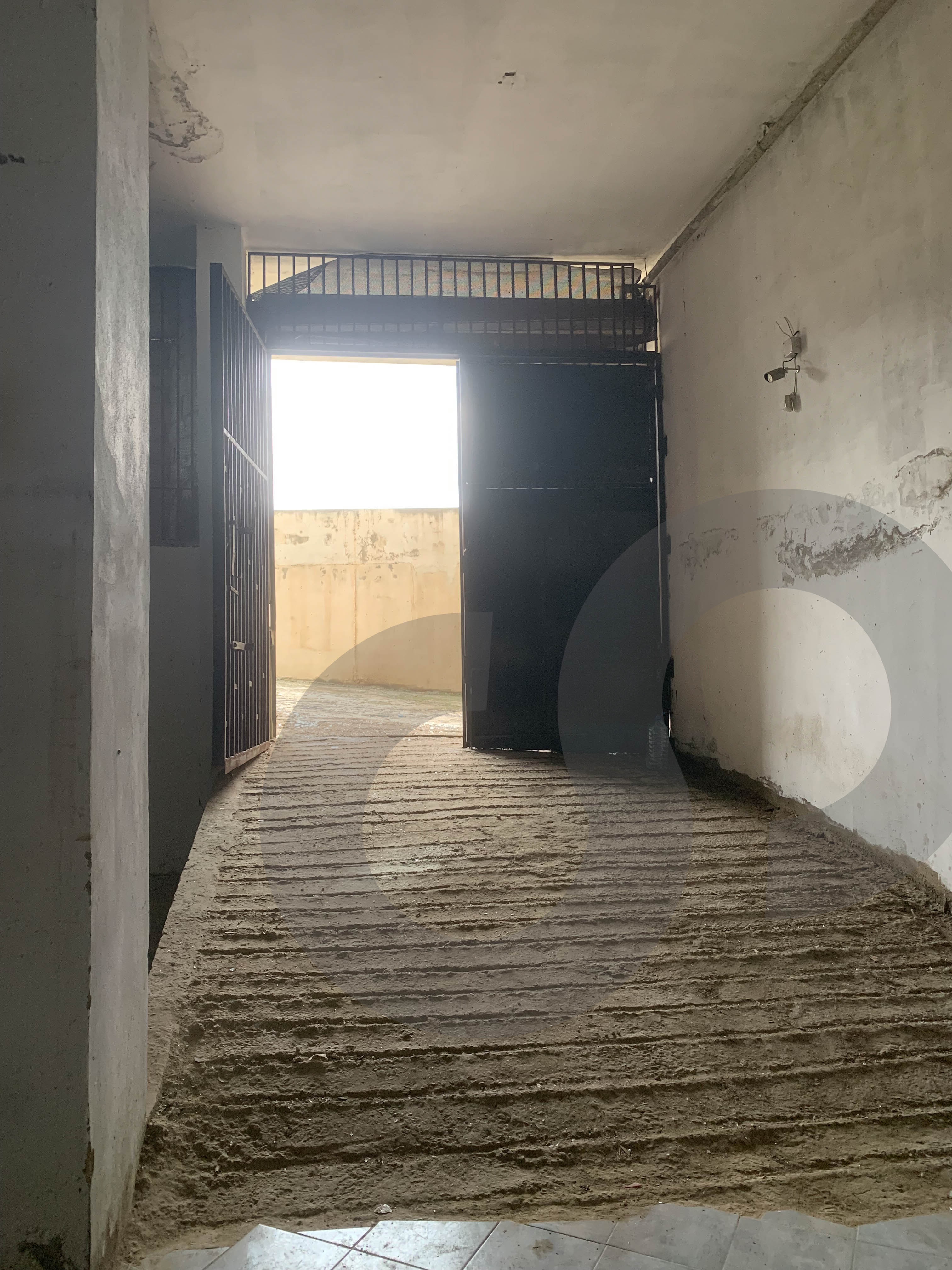 450 sqm Warehouse for sale in Fanar — الصورة 3