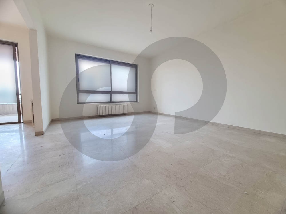 Apartment with a terrace in Carré D'or Ashrafieh — الصورة 3