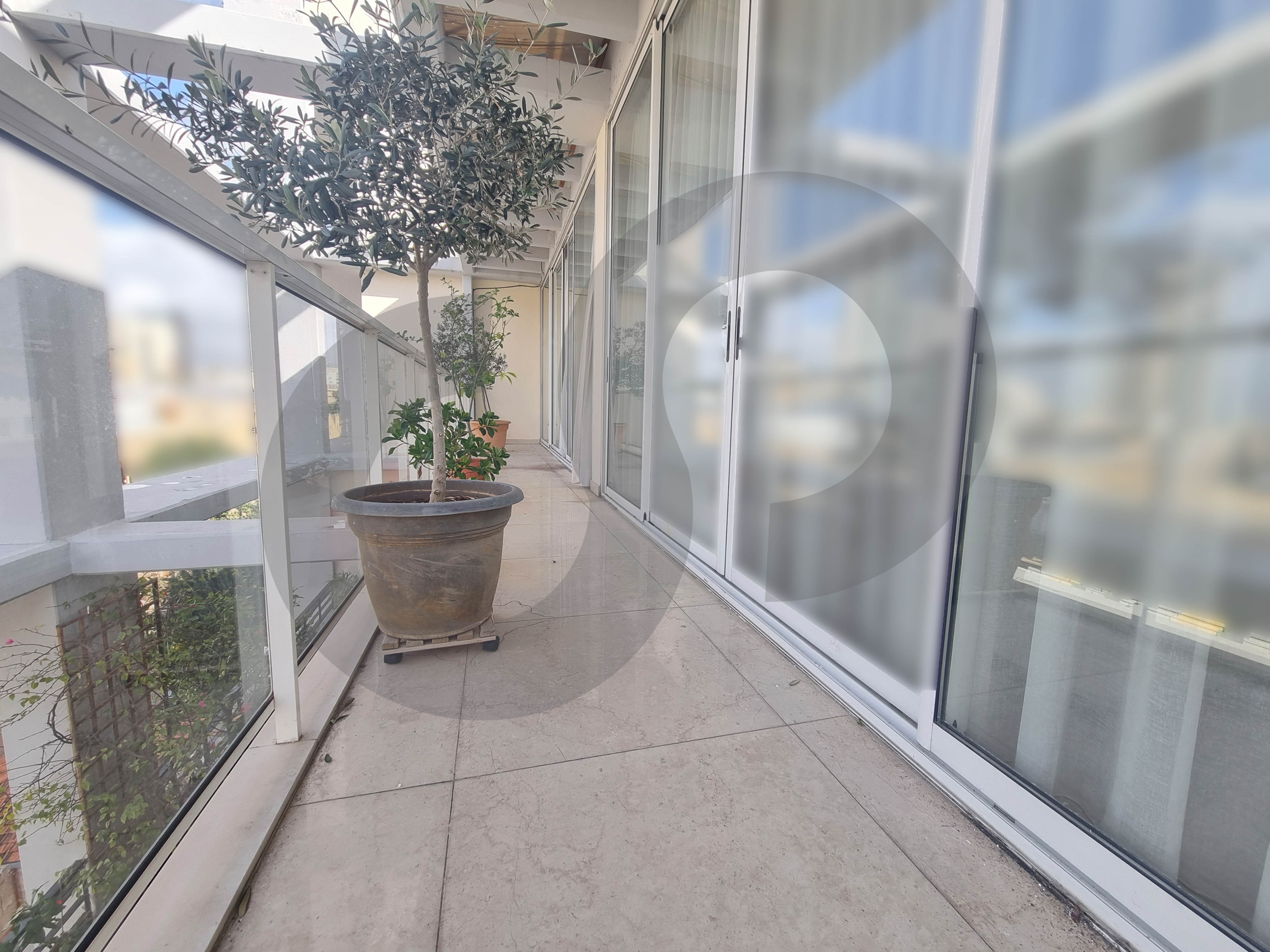 200sqm apartment for rent in Ashrafieh-Nazareth — الصورة 3