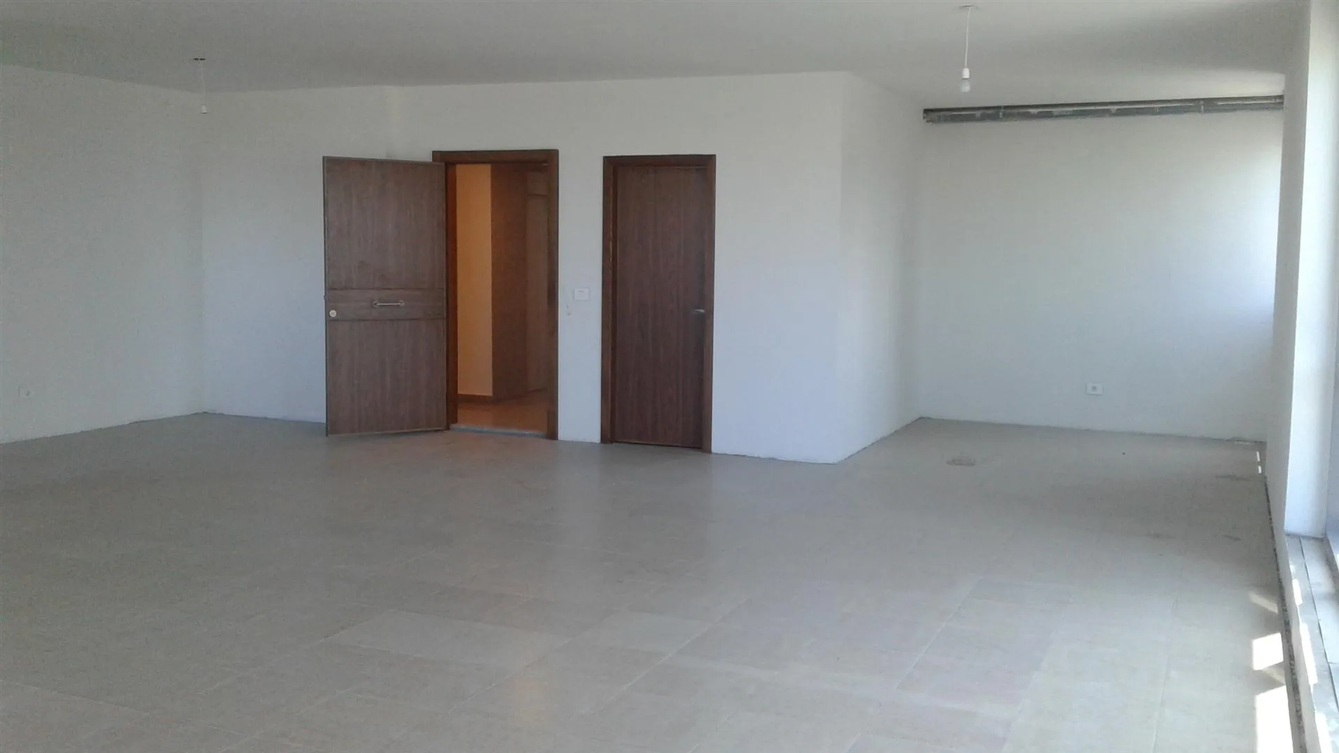 Office for Sale in Dbayeh — الصورة 1