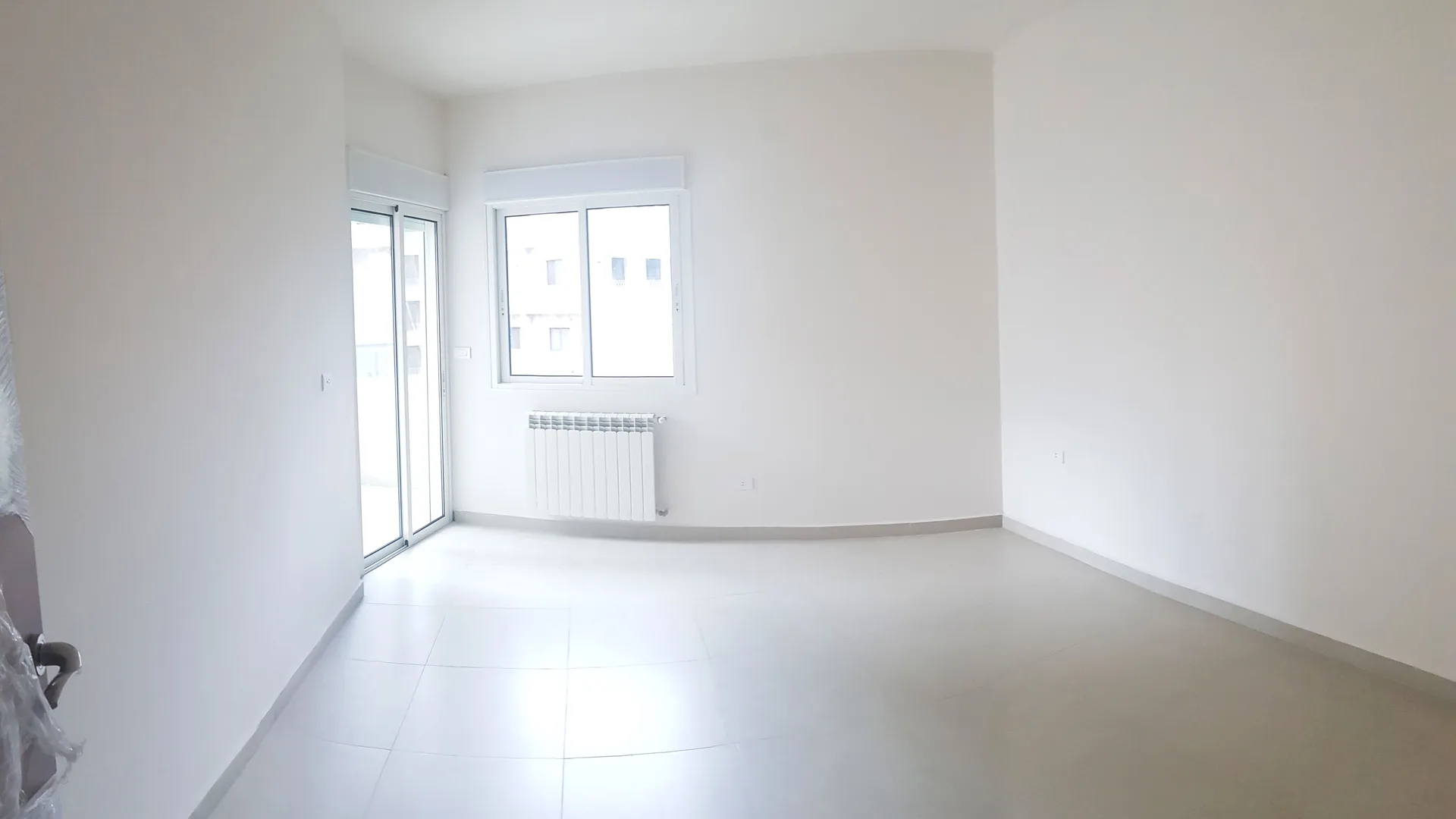 Apartment for Sale in Zouk Mosbeh, Lebanon — الصورة 3