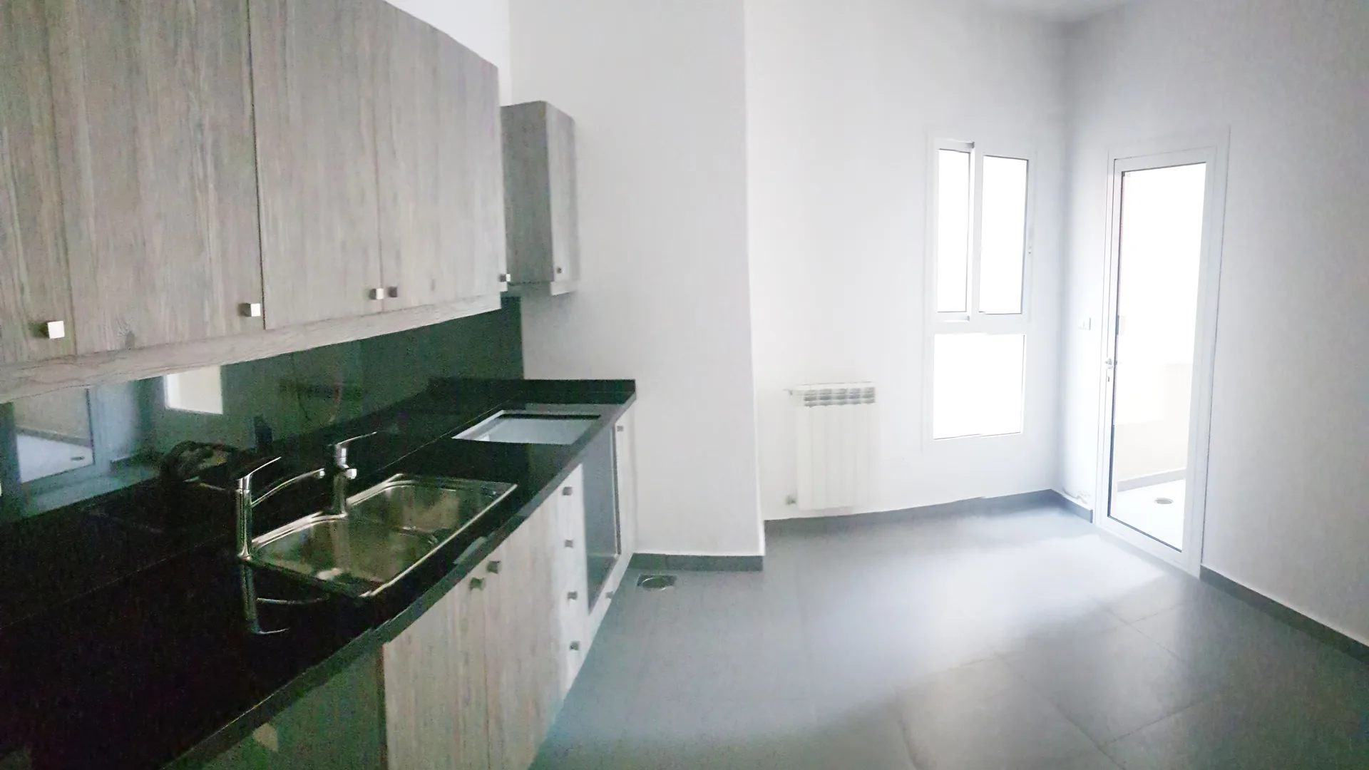Apartment for Sale in Zouk Mosbeh, Lebanon — الصورة 5