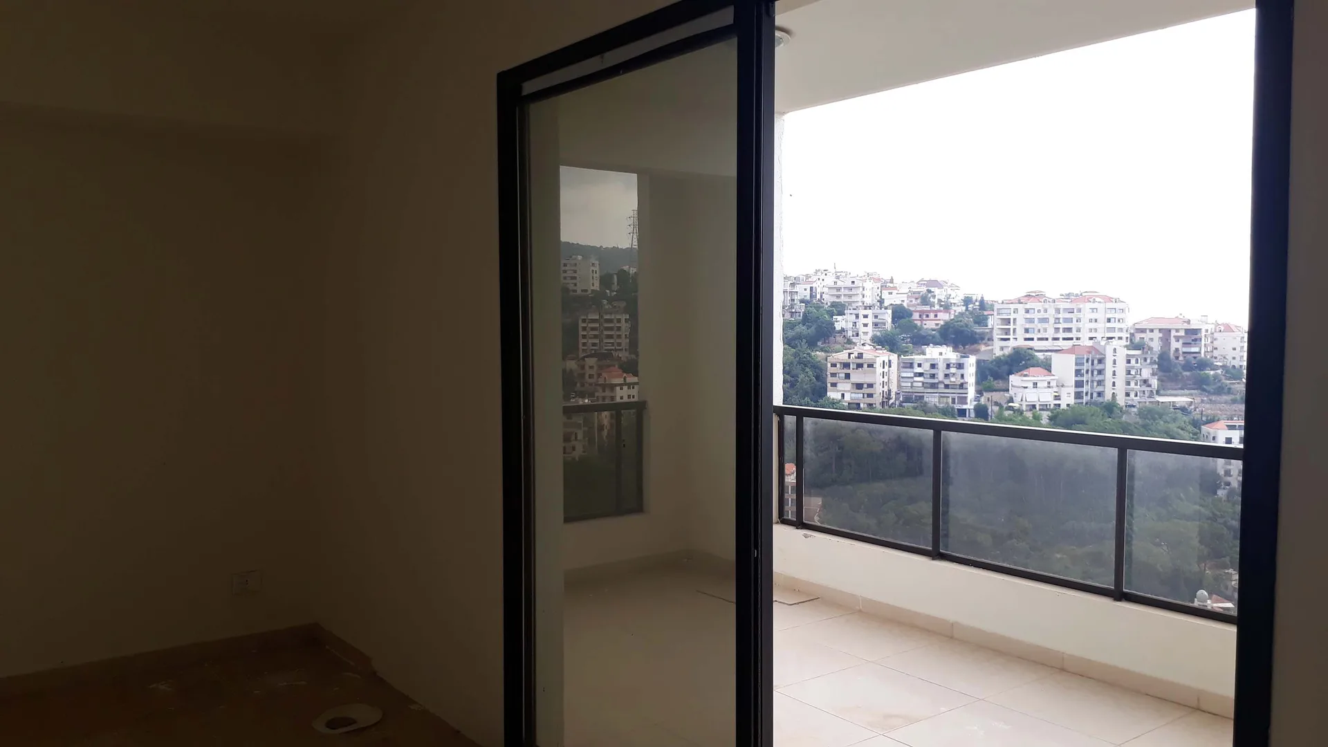 Duplex for Sale in Nabiyeh, Lebanon — الصورة 6