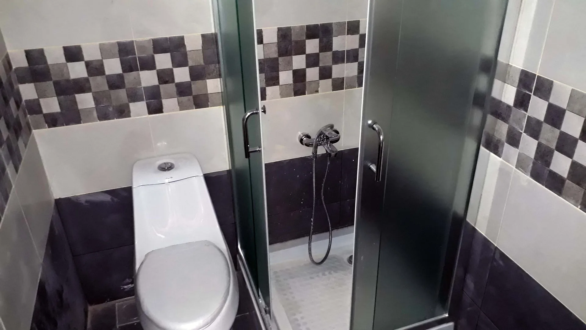 Duplex for Sale in Nabiyeh, Lebanon — الصورة 8