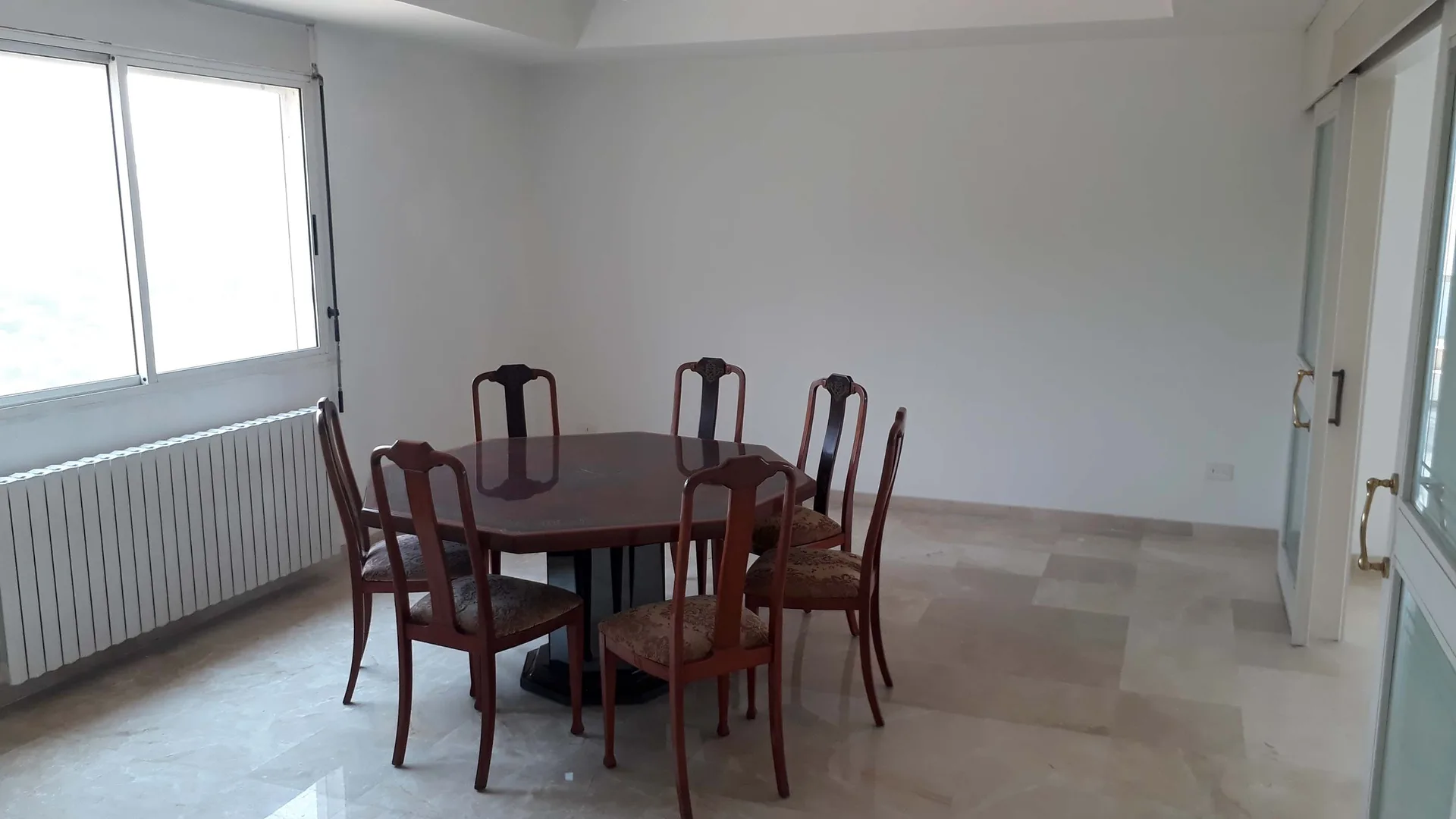 Apartment for Sale in Rabieh, Lebanon — الصورة 5