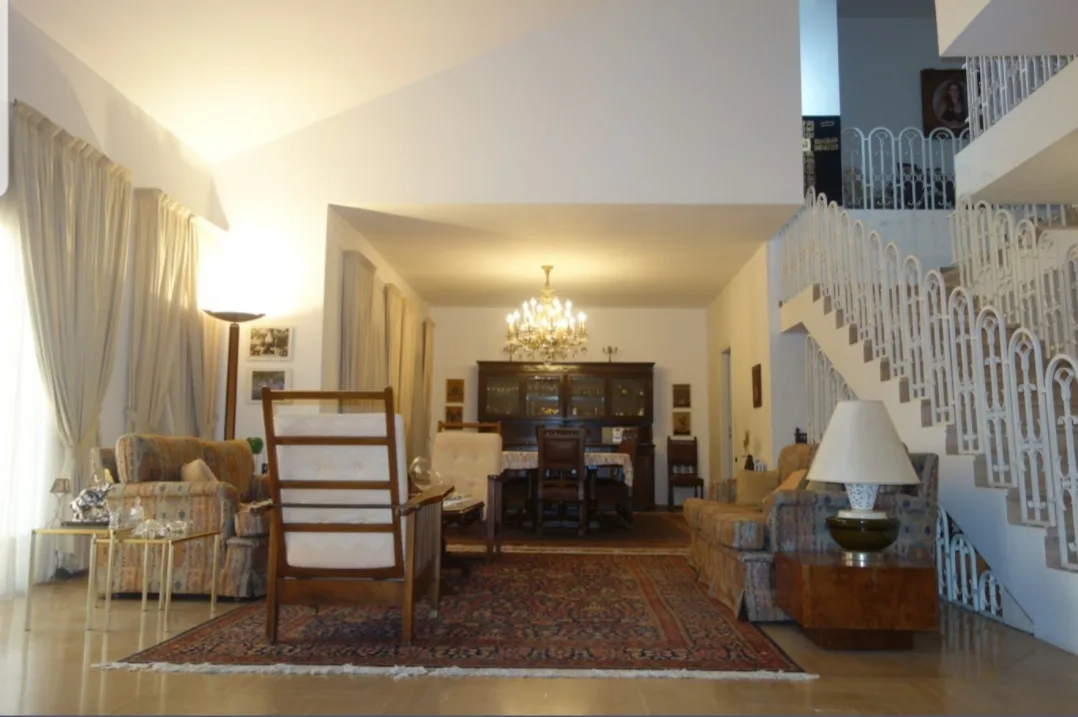 Villa for Sale in Kfardebian, Lebanon — الصورة 4