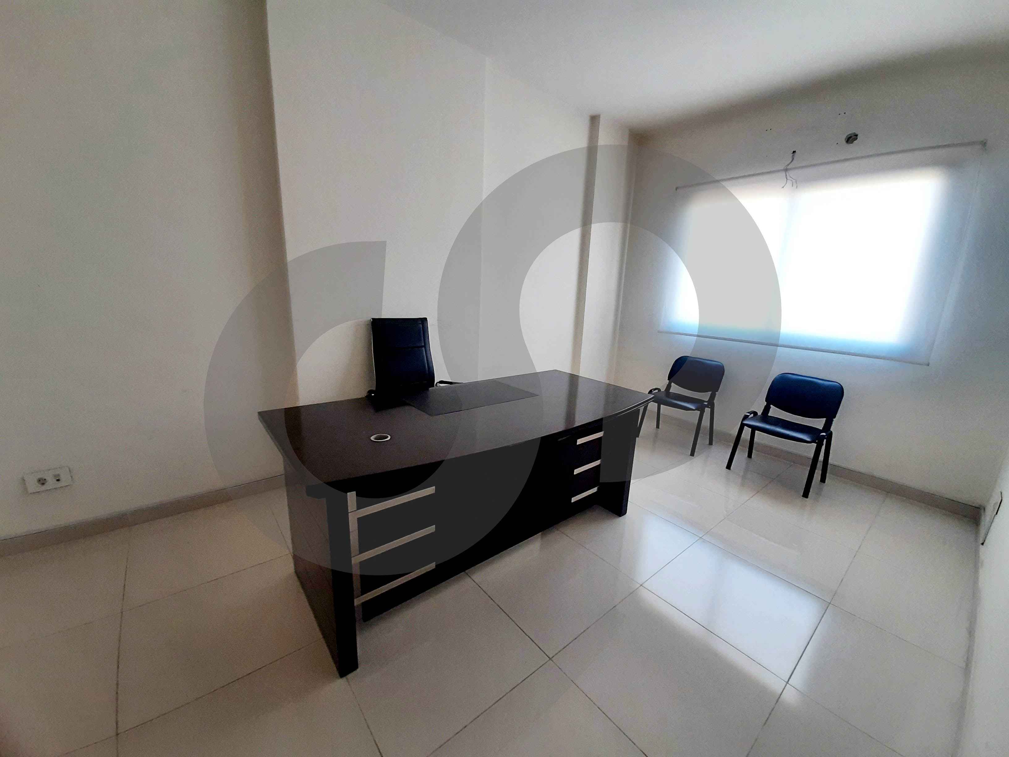 A 75 sqm office in Jbeil — الصورة 2