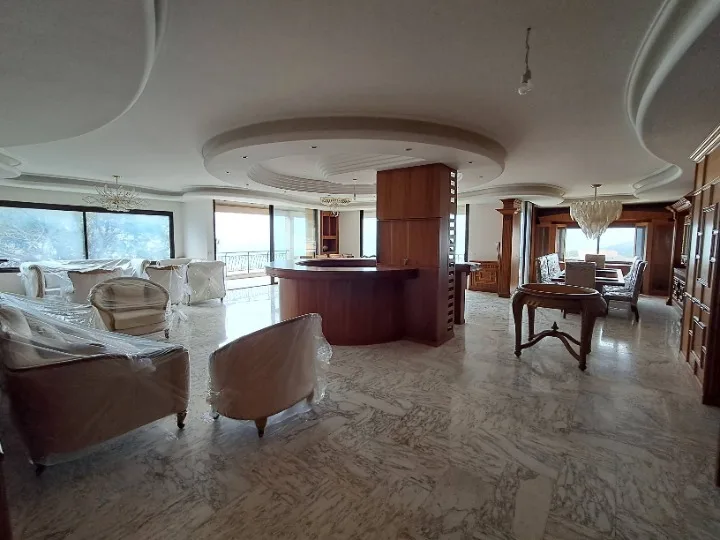 Apartment for Sale in Ain Saade