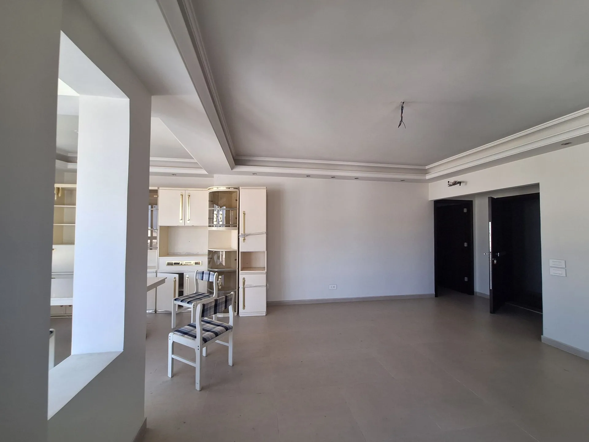 Apartment for Sale or Rent in Hadath — الصورة 2