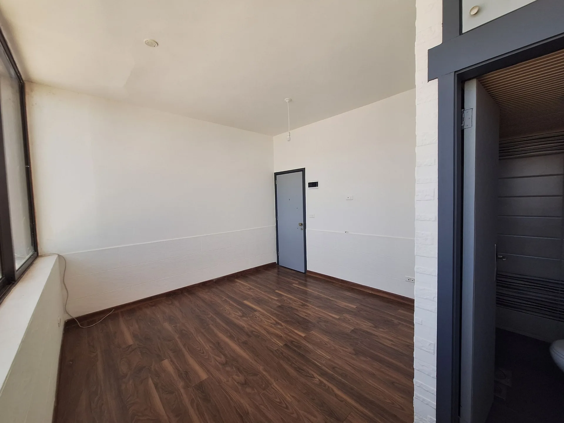 Cozy Office for Rent in Zouk Mosbeh — الصورة 2