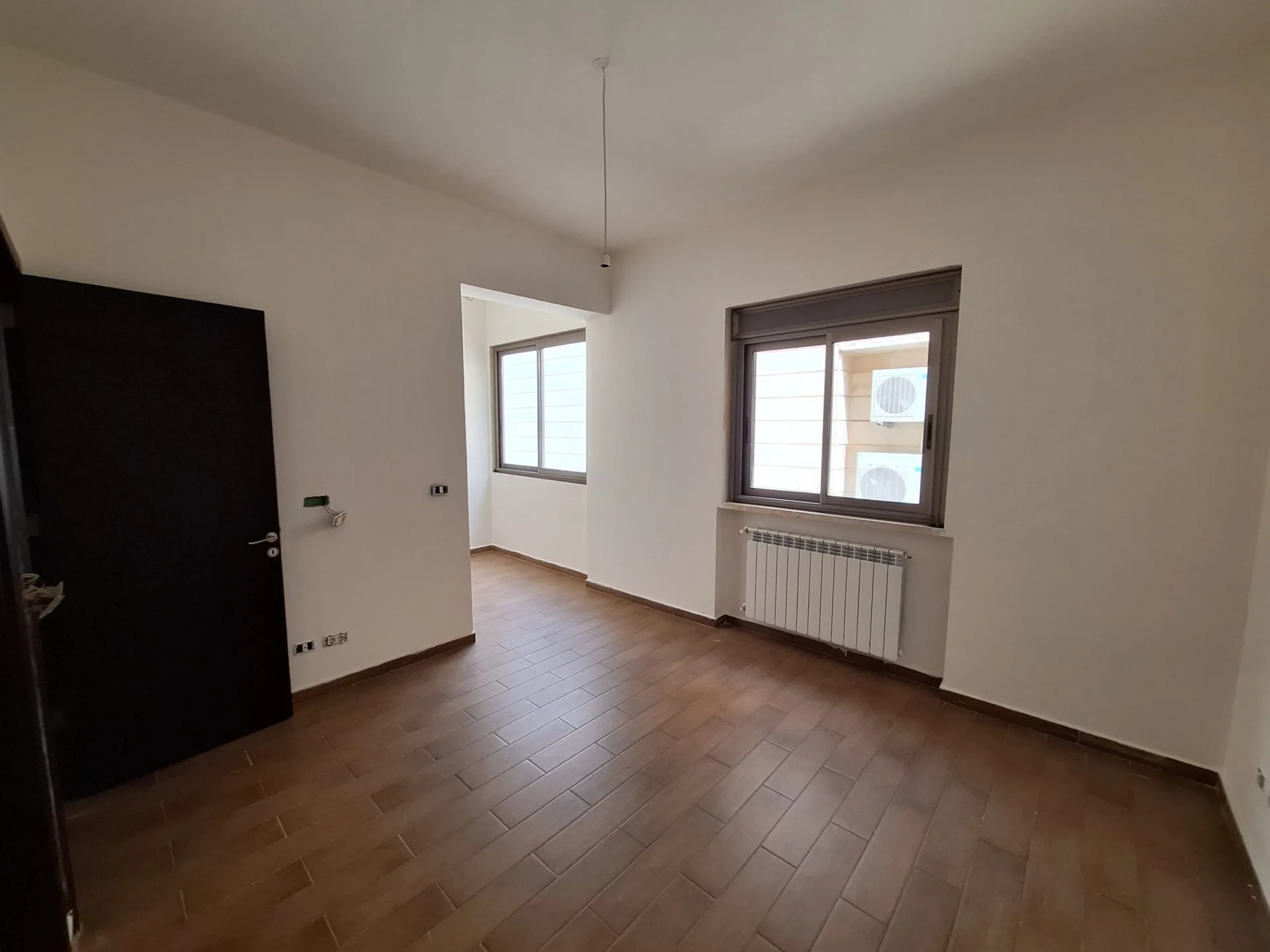 Spacious Duplex Apartment for Sale – Baabda — الصورة 5