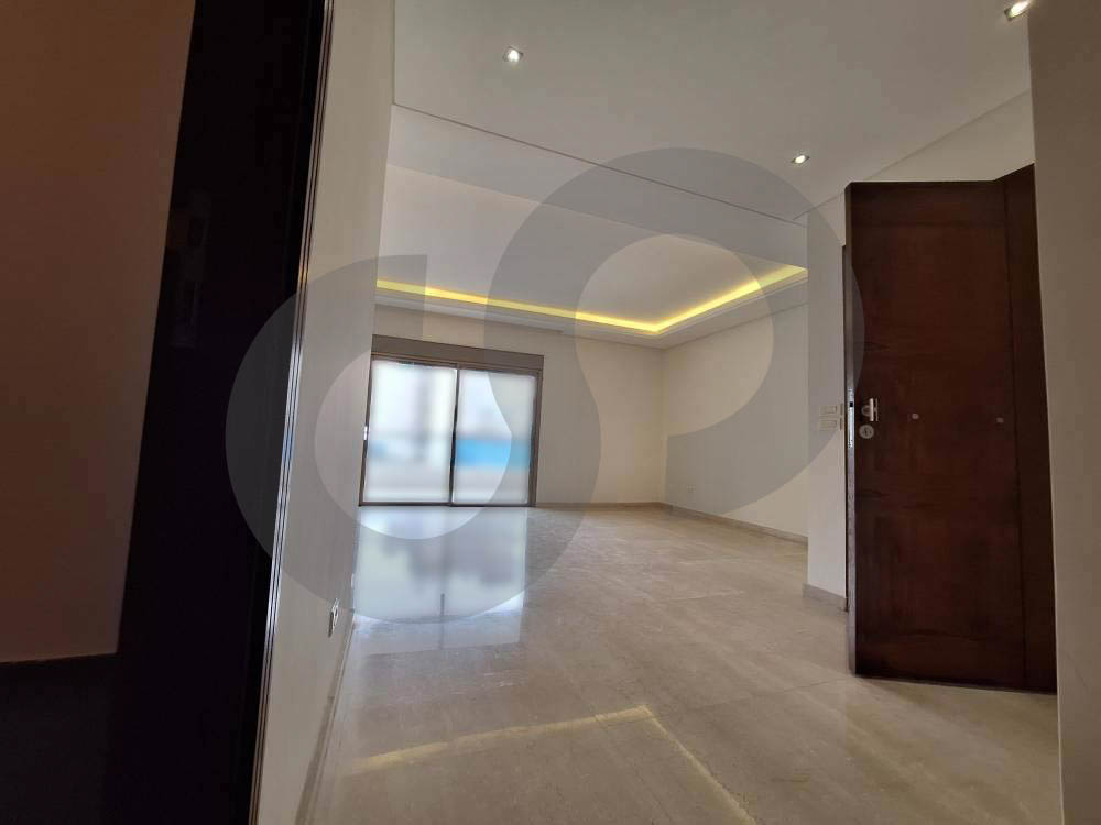 NEW JDEIDEH -BUILDING BRAND NEW -PANORAMIC VIEW — الصورة 3