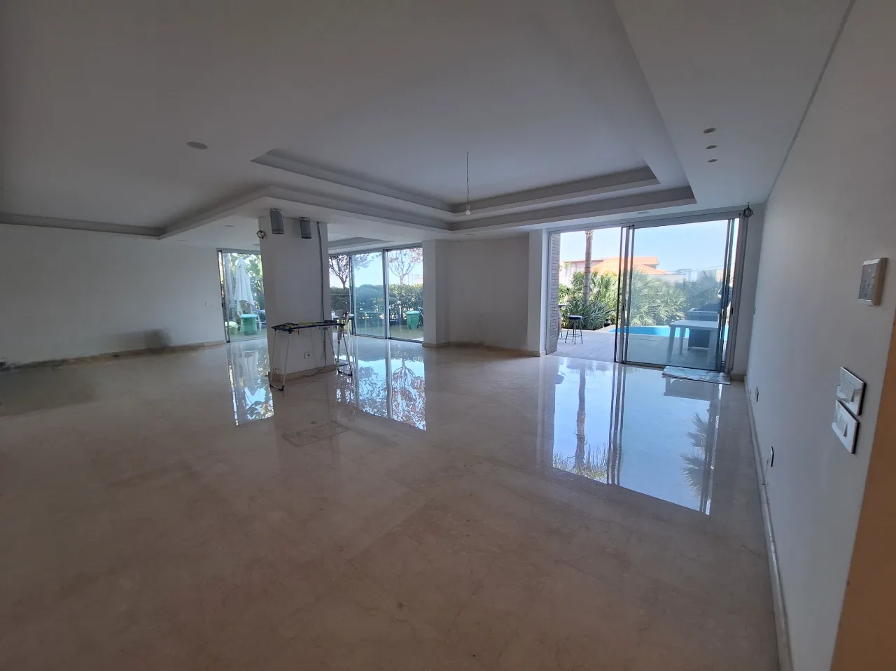 Luxurious Apartment for Sale – Hazmieh, Mar Takla — الصورة 4