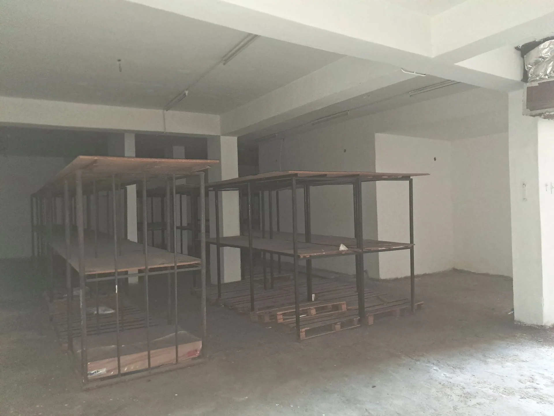 Warehouse for Rent or Sale in Mar Mikhael — الصورة 4
