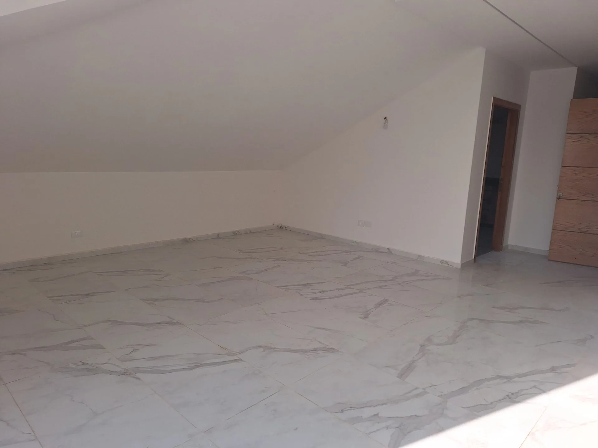 Rooftop Apartment for Sale – Monteverde — الصورة 2