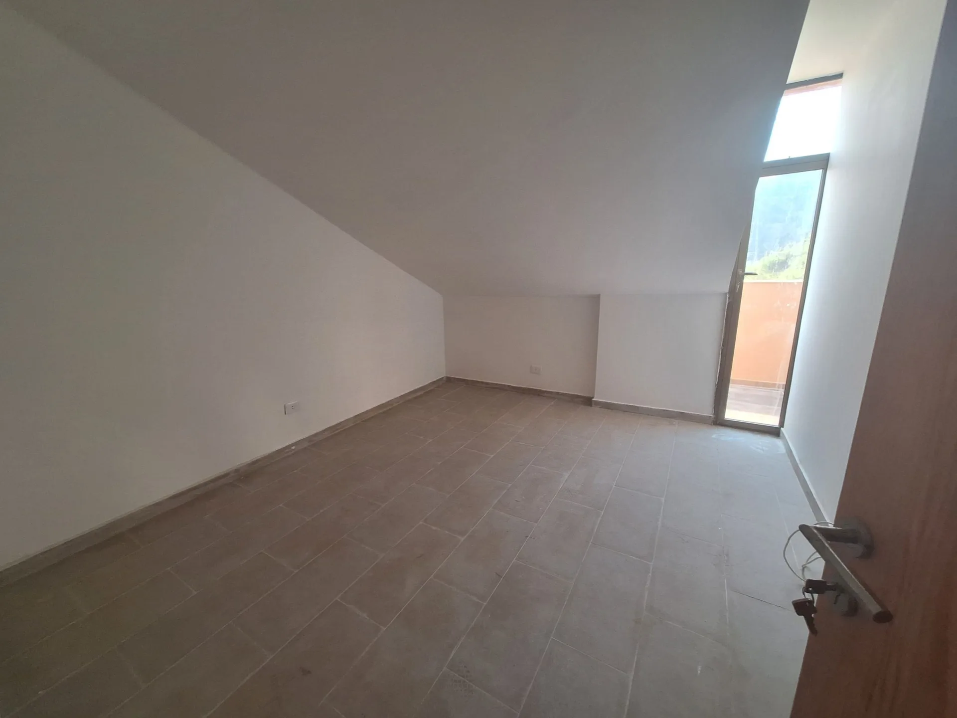Rooftop Apartment for Sale – Monteverde — الصورة 5