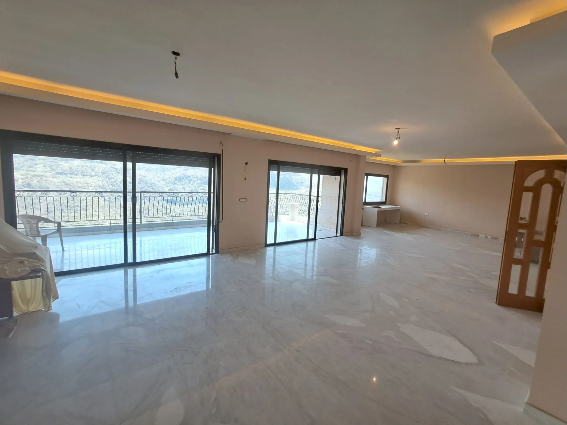 Apartment for Sale in Monteverde — الصورة 2