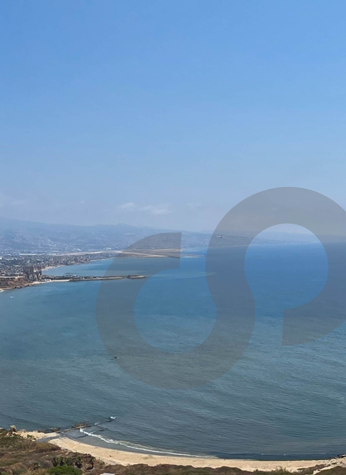 Raouche 660 sqm | Masterpiece Sea View | High Floor — الصورة 2