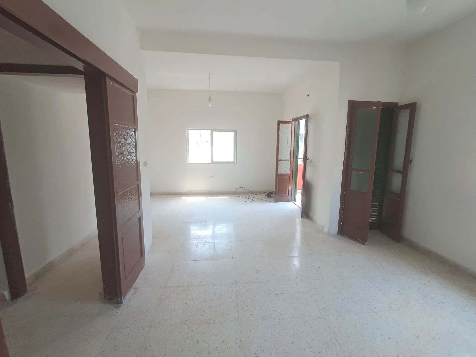 Building for Sale in Burj Hamoud — الصورة 3