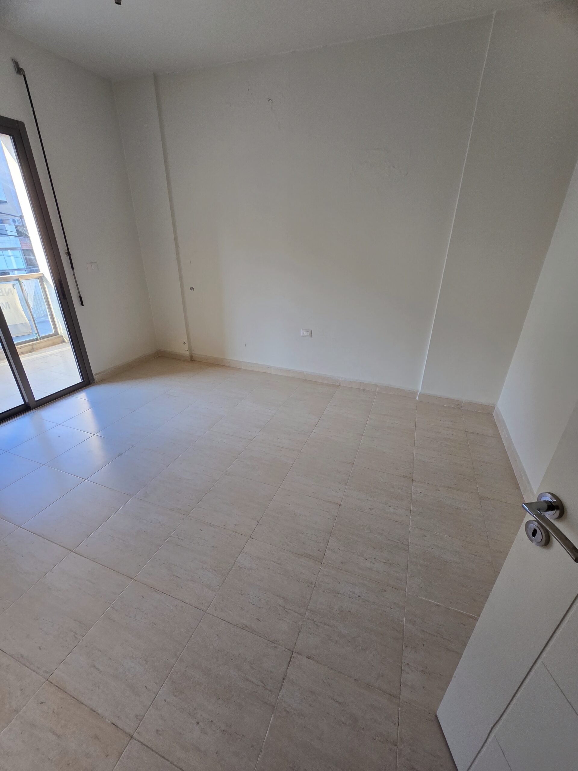 Metn, Mansourieh, 175 m2 Appartment for Sale — الصورة 3