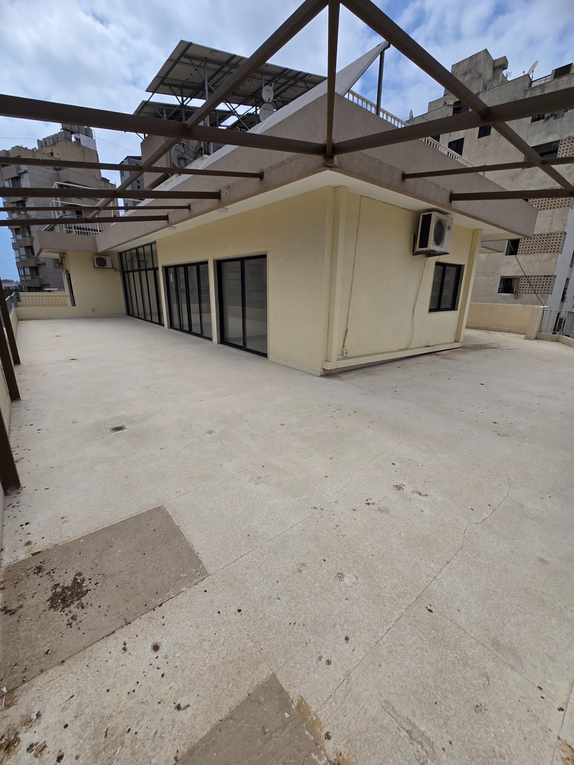 Beirut, Badaro 268 m2 Penthouse for Sale