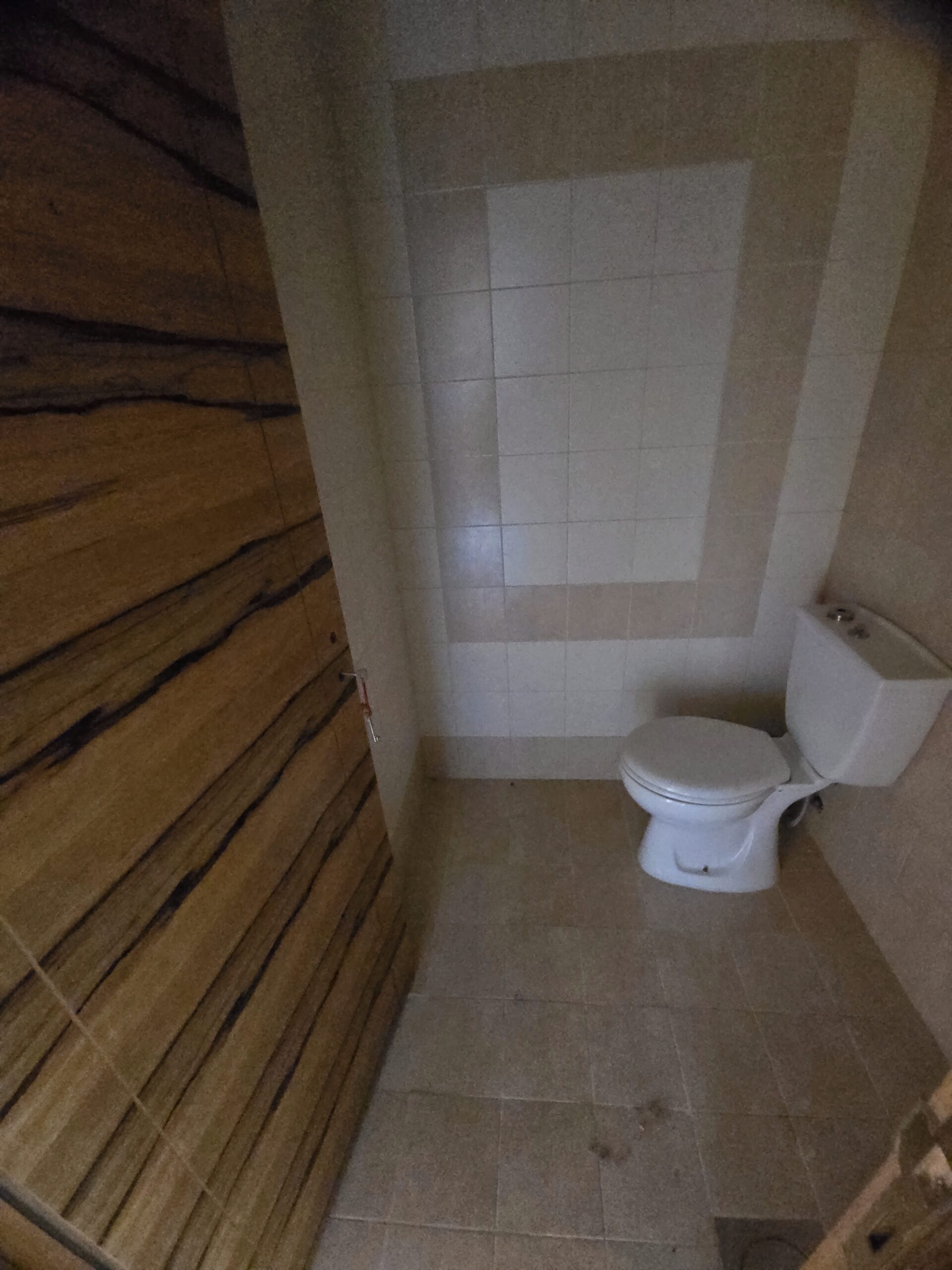 Metn, Tilal Ain Saade	Apartment for Sale 220m2 + 30 m2 terrace — الصورة 2