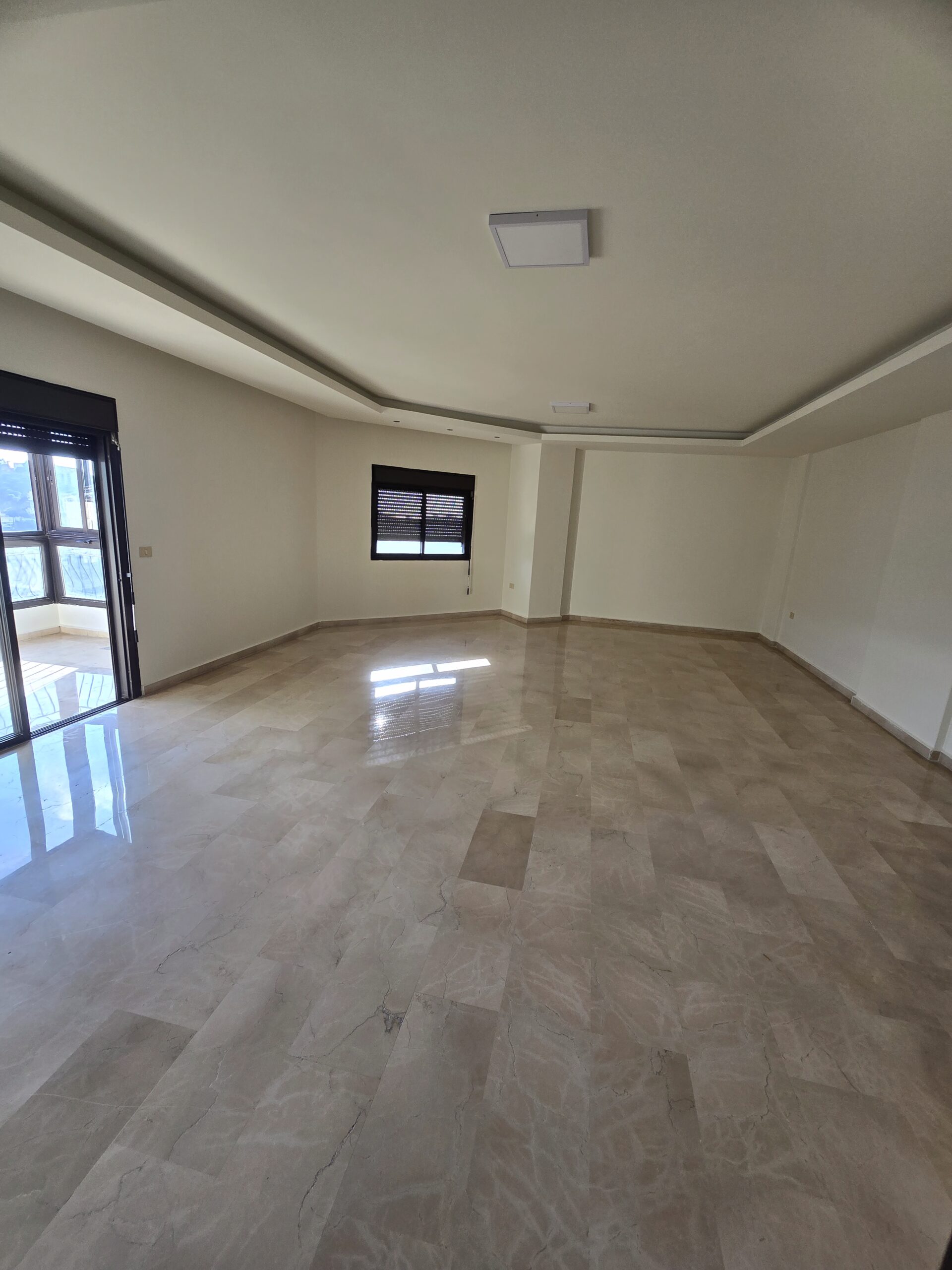 Metn, Tilal Ain Saade	175 m2 Apartment for Sale — الصورة 2