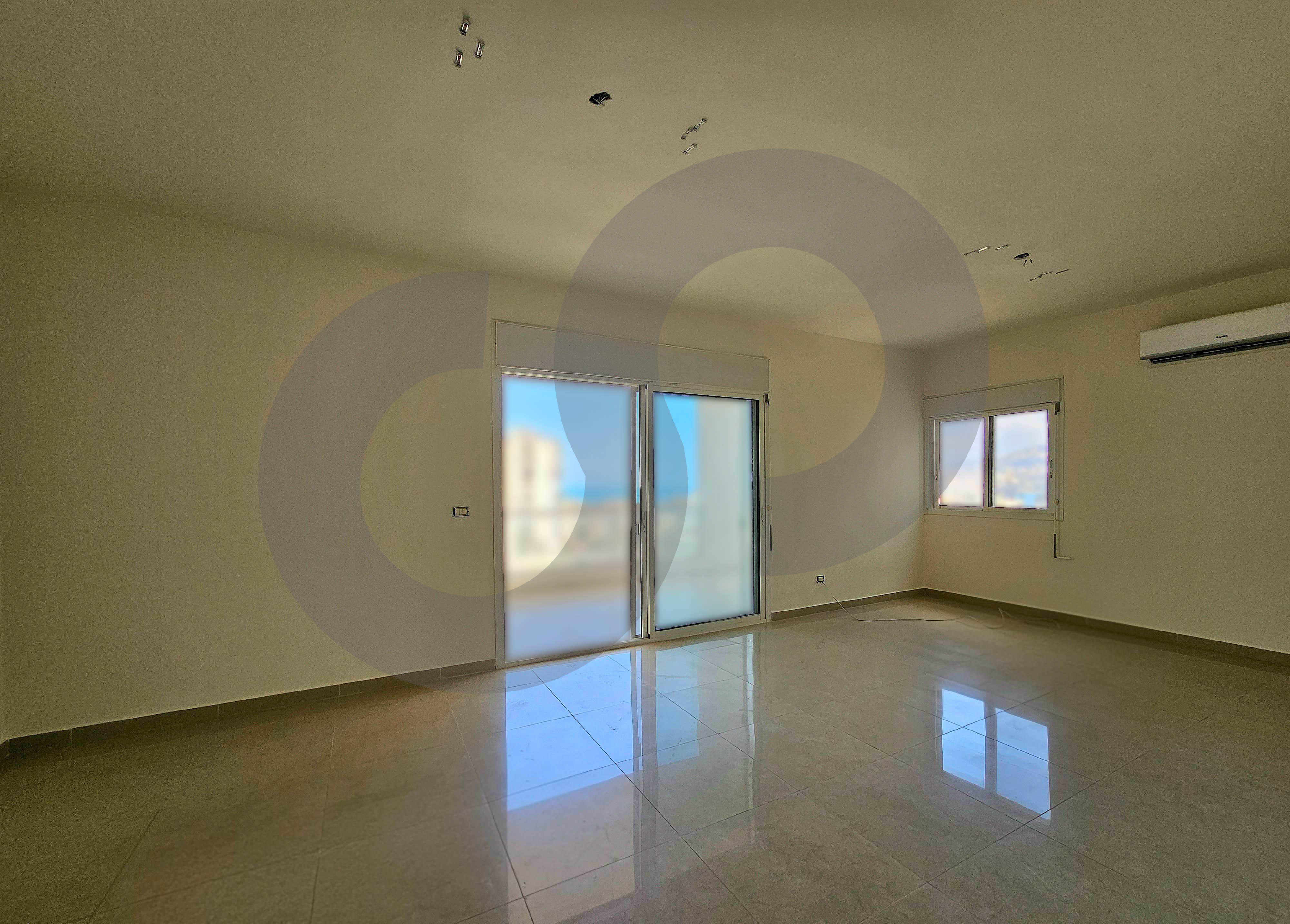 Stunning 5- Bedrooms Apartment for Sale in sarba — الصورة 2