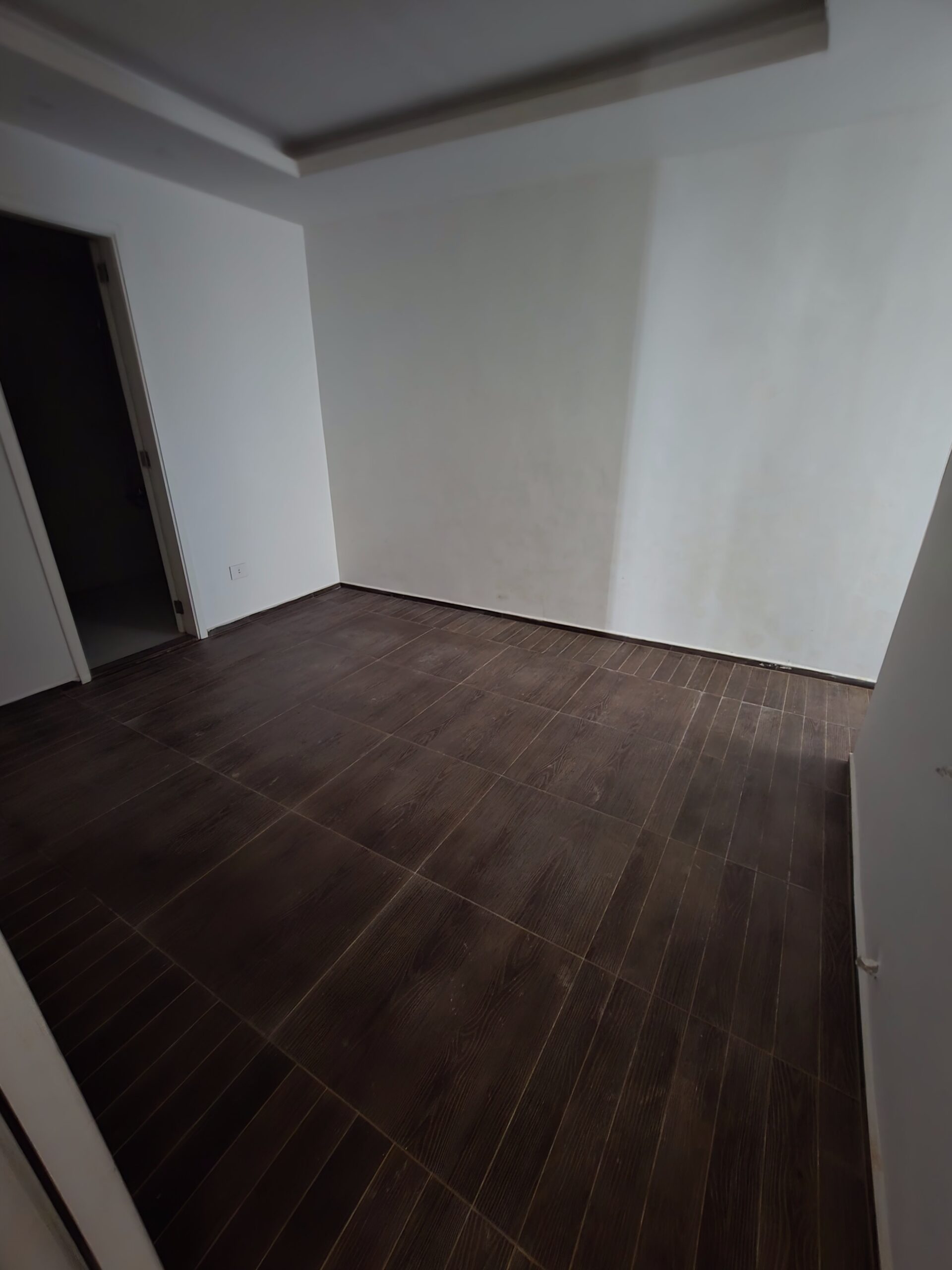 Metn, Ain Najem Apartment for Sale 225m2 + 120m2 Garden — الصورة 2