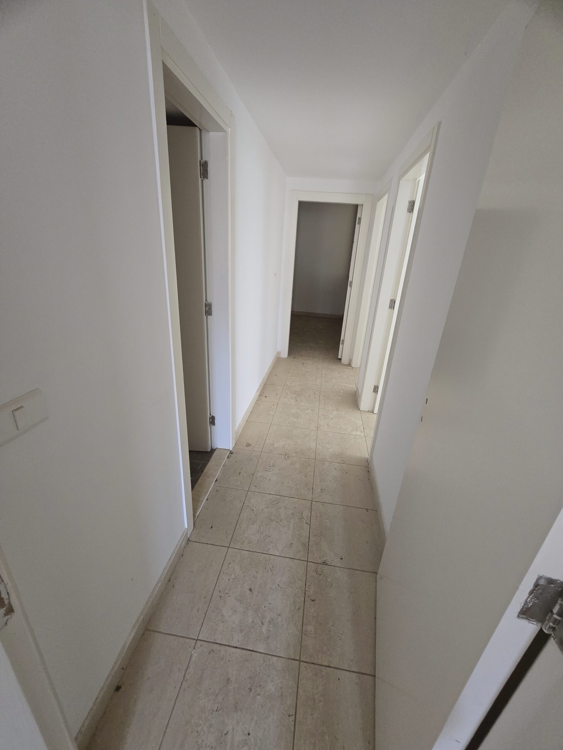 Metn, Mansourieh 165 m2 Apartment for Sale — الصورة 3