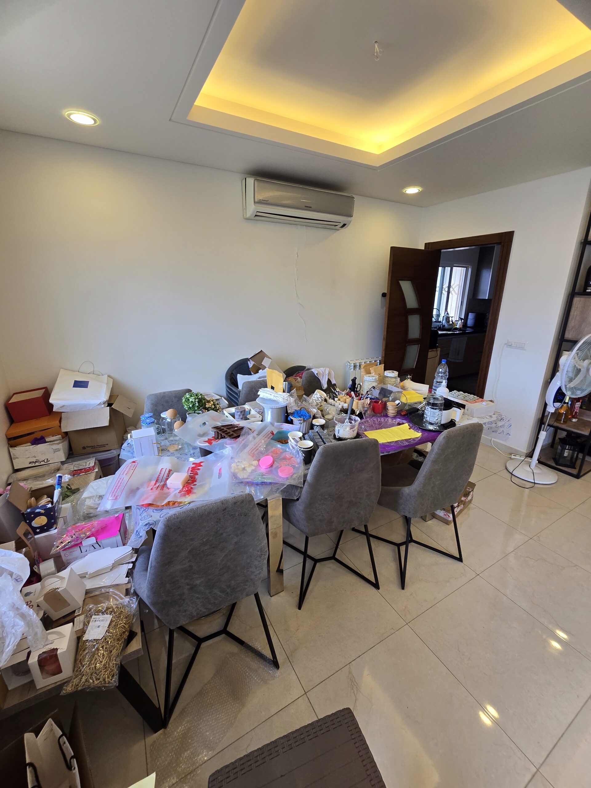 Metn, Mansourieh Apartment	for Sale	160m2 + 135 m2 Terrace and garden — الصورة 2