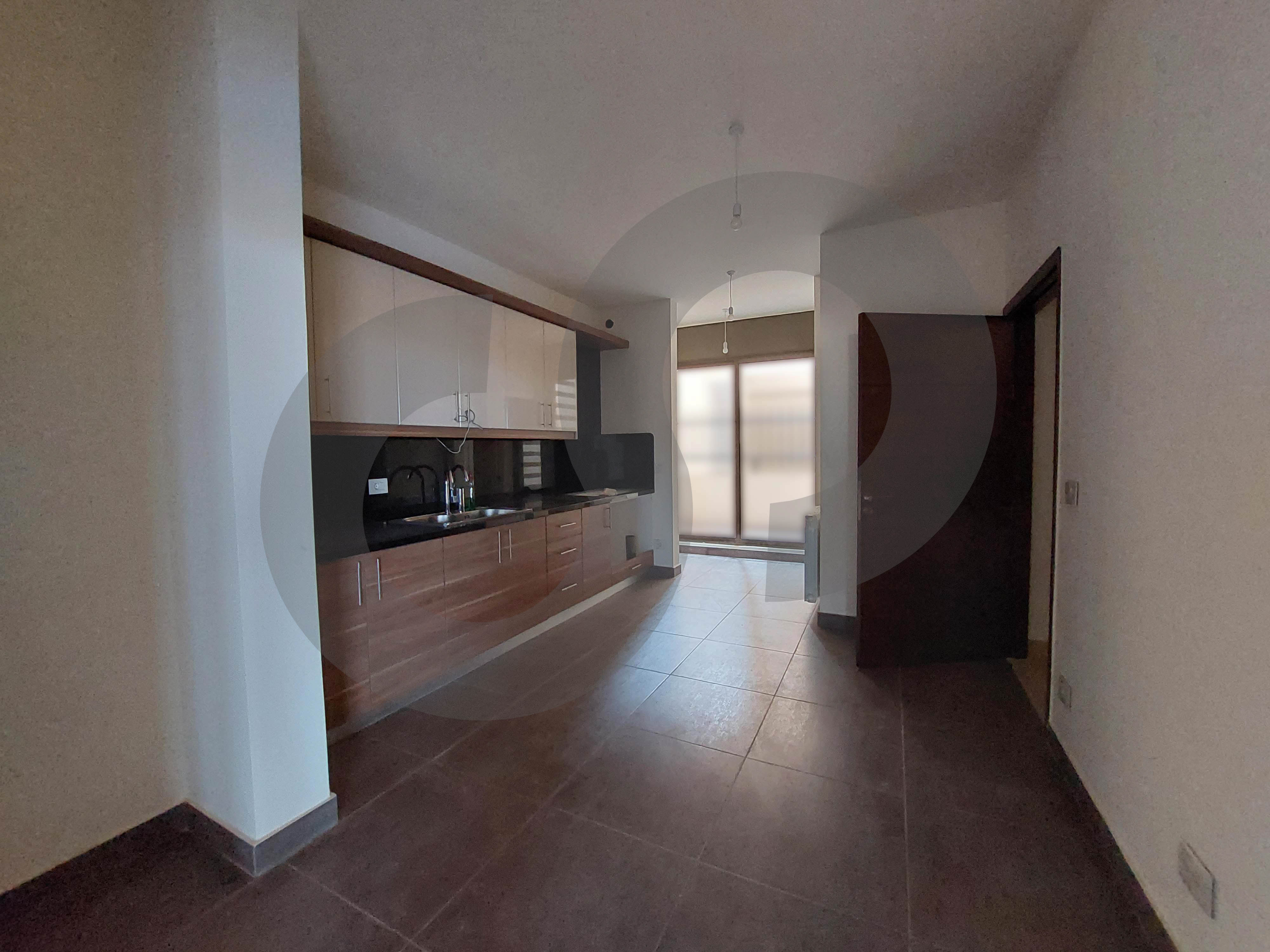 Luxury Apartment for Sale in Amchit–Prime Location — الصورة 2
