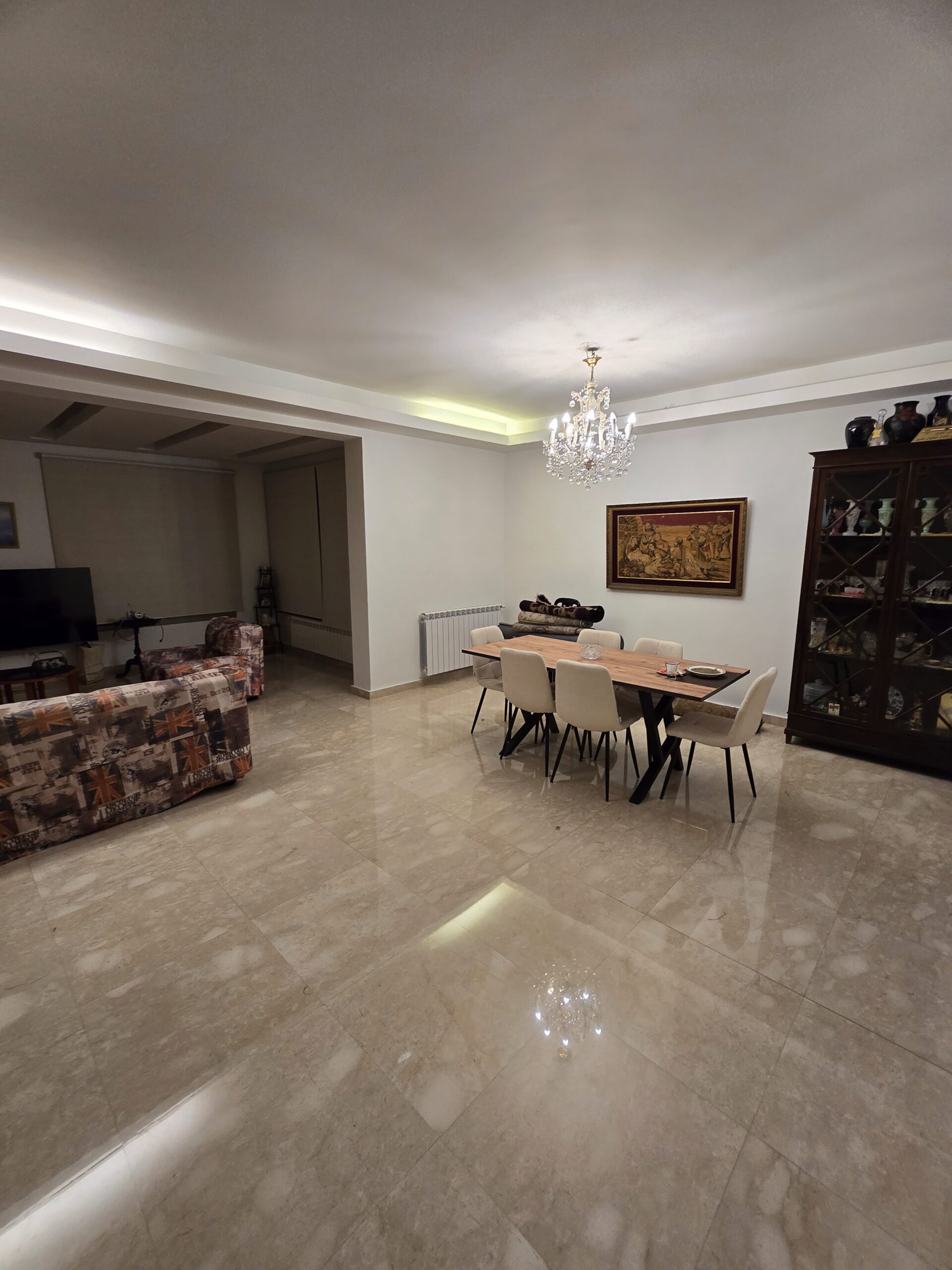 Metn, Mansourieh 220 m2 Apartment for Sale — الصورة 2