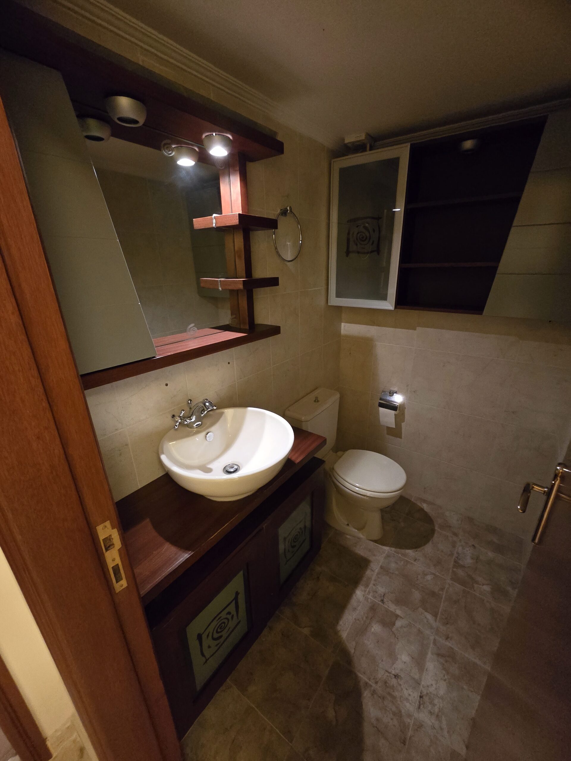 Metn, Mansourieh 170 m2 Apartment for Sale — الصورة 3