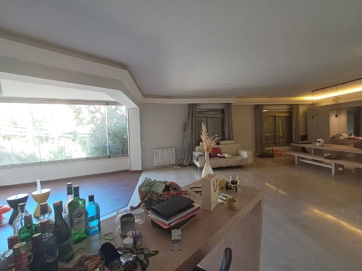 Apartment for Sale in Achrafieh — الصورة 2
