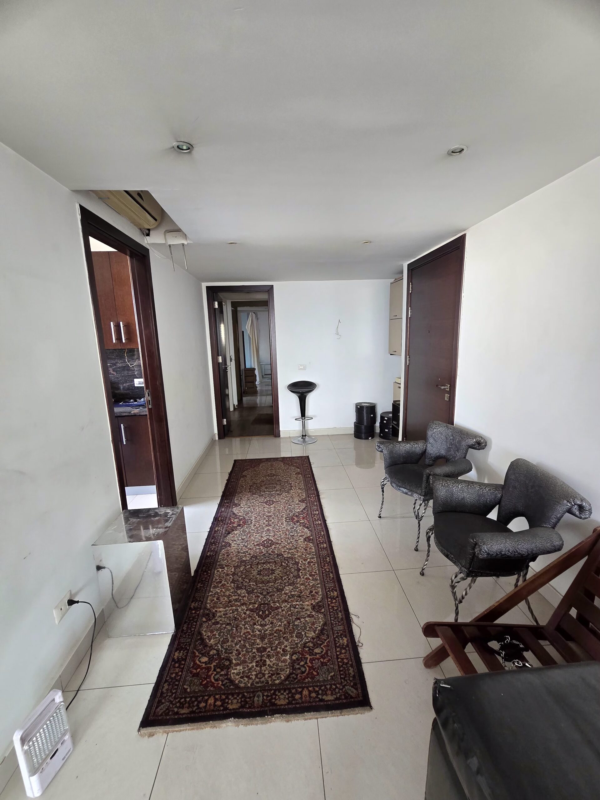 Metn Jdeideh Apartment for Sale 170m2 — الصورة 2