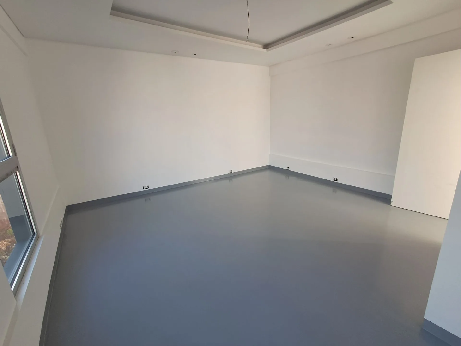 Office for Rent in Achrafieh — الصورة 4