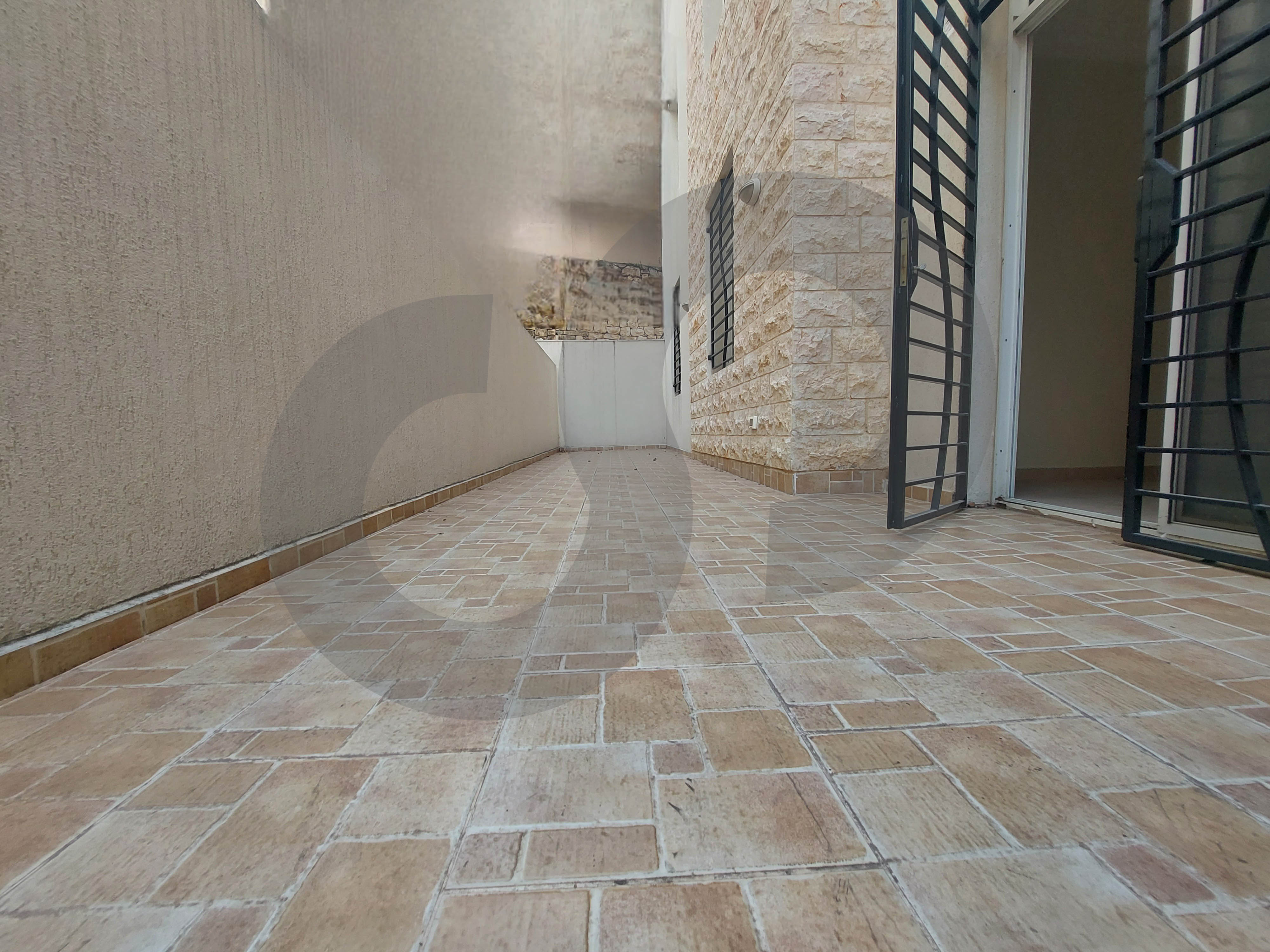 special apartment in Amchit, located in a new building — الصورة 3