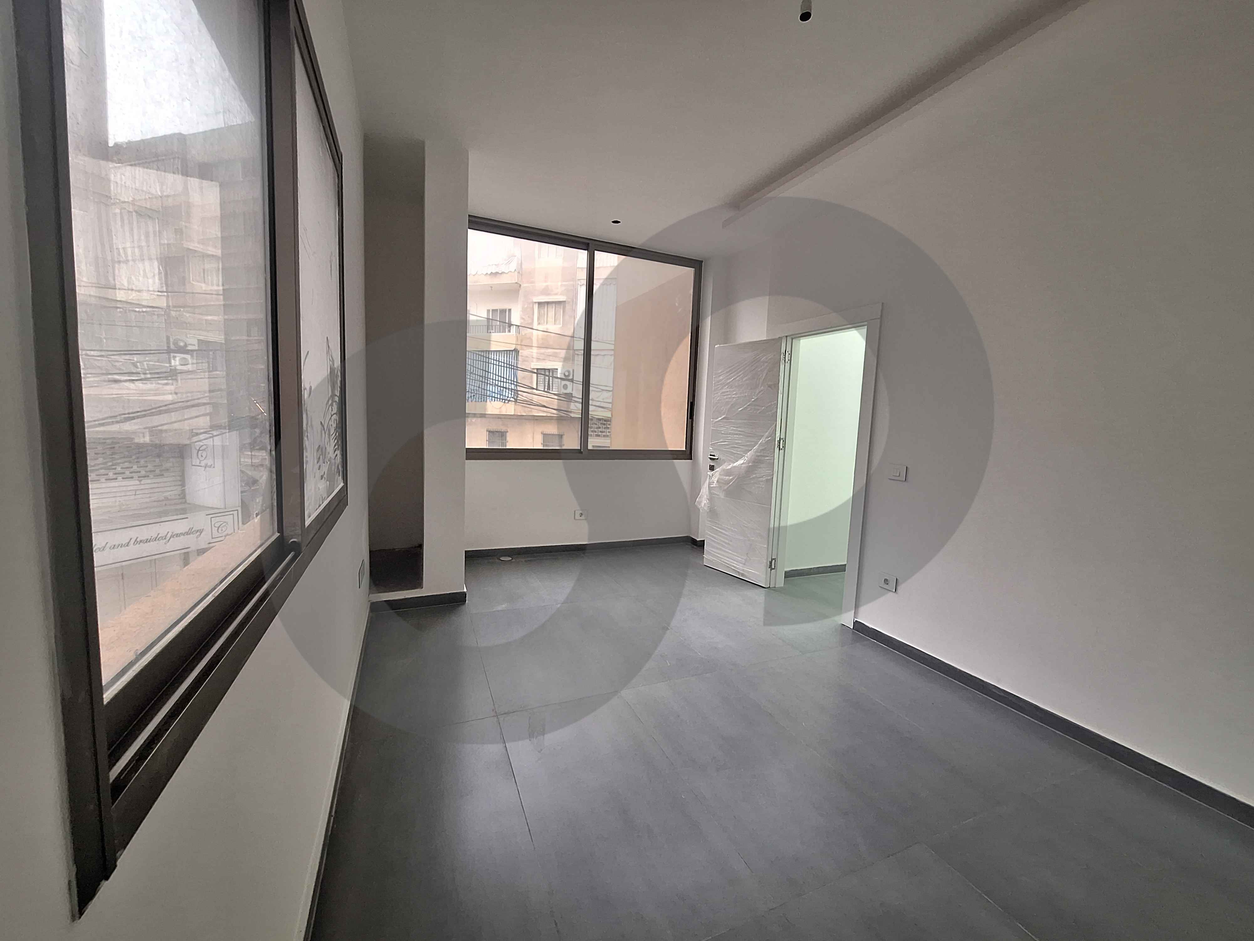 Commercial Building Brand New for Rent/New Jdeideh — الصورة 3