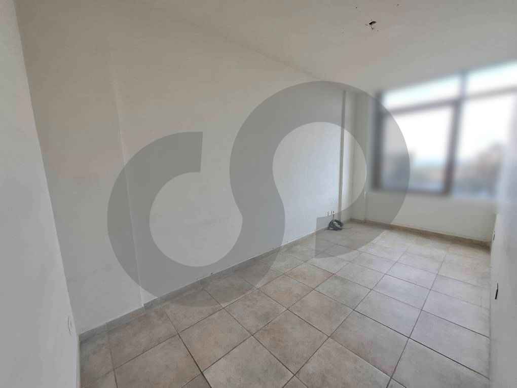 OFFICE - 2 Underground parking-JBEIL — photo 2