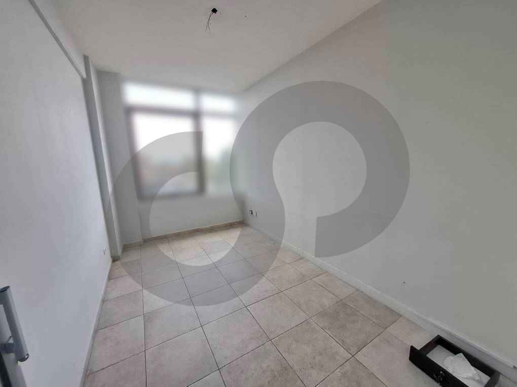 OFFICE - 2 Underground parking-JBEIL — photo 3