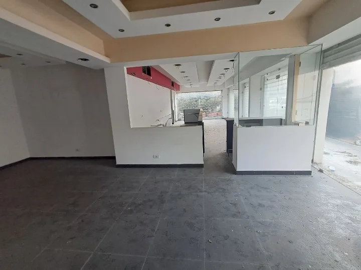 Shop for Sale in Mansourieh — الصورة 2